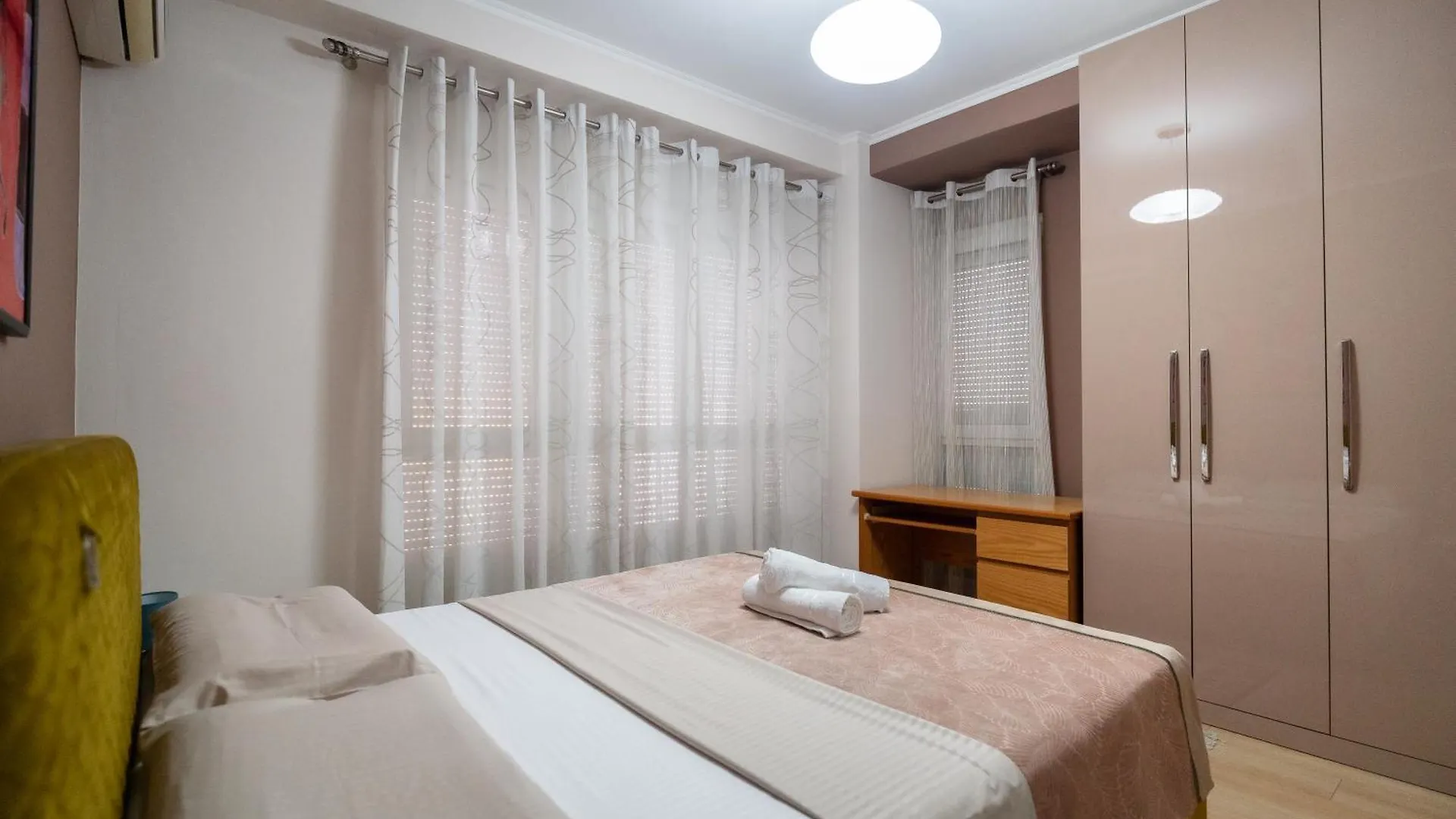 House Tirana Center Apartamento 0*,  Albânia